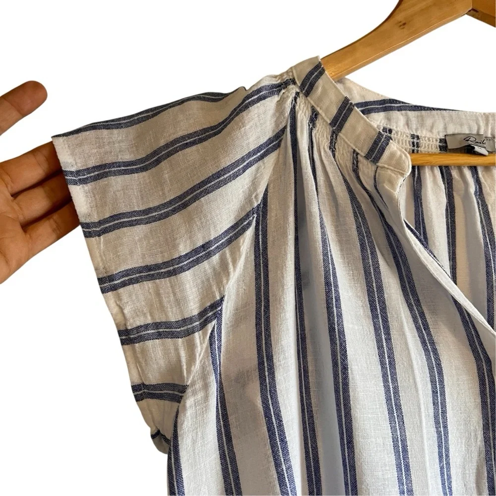 Rails Alena Linen Blouse in Villa Stripe button down size M excellent condition - Picture 8 of 14
